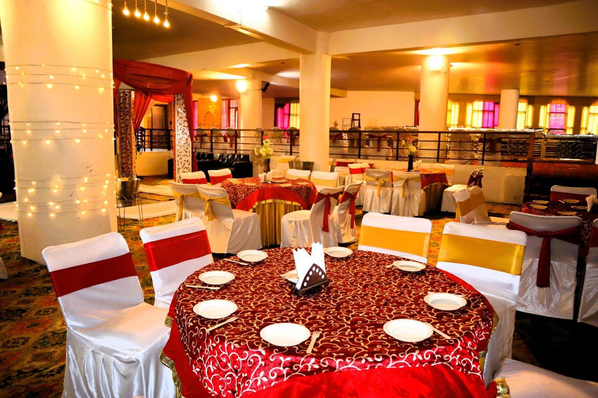 Hotel River Bank Mandi Bagian luar foto