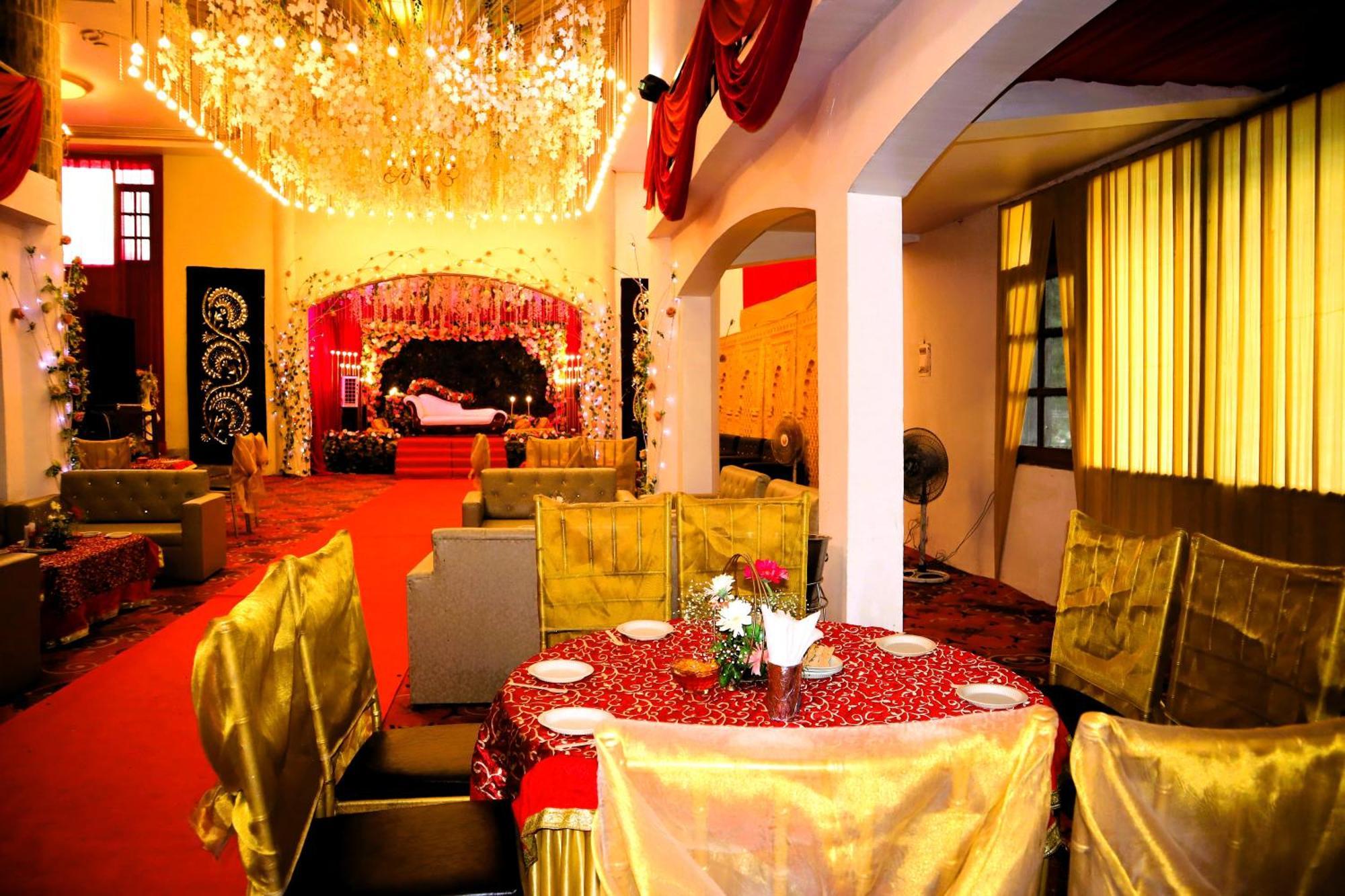 Hotel River Bank Mandi Bagian luar foto