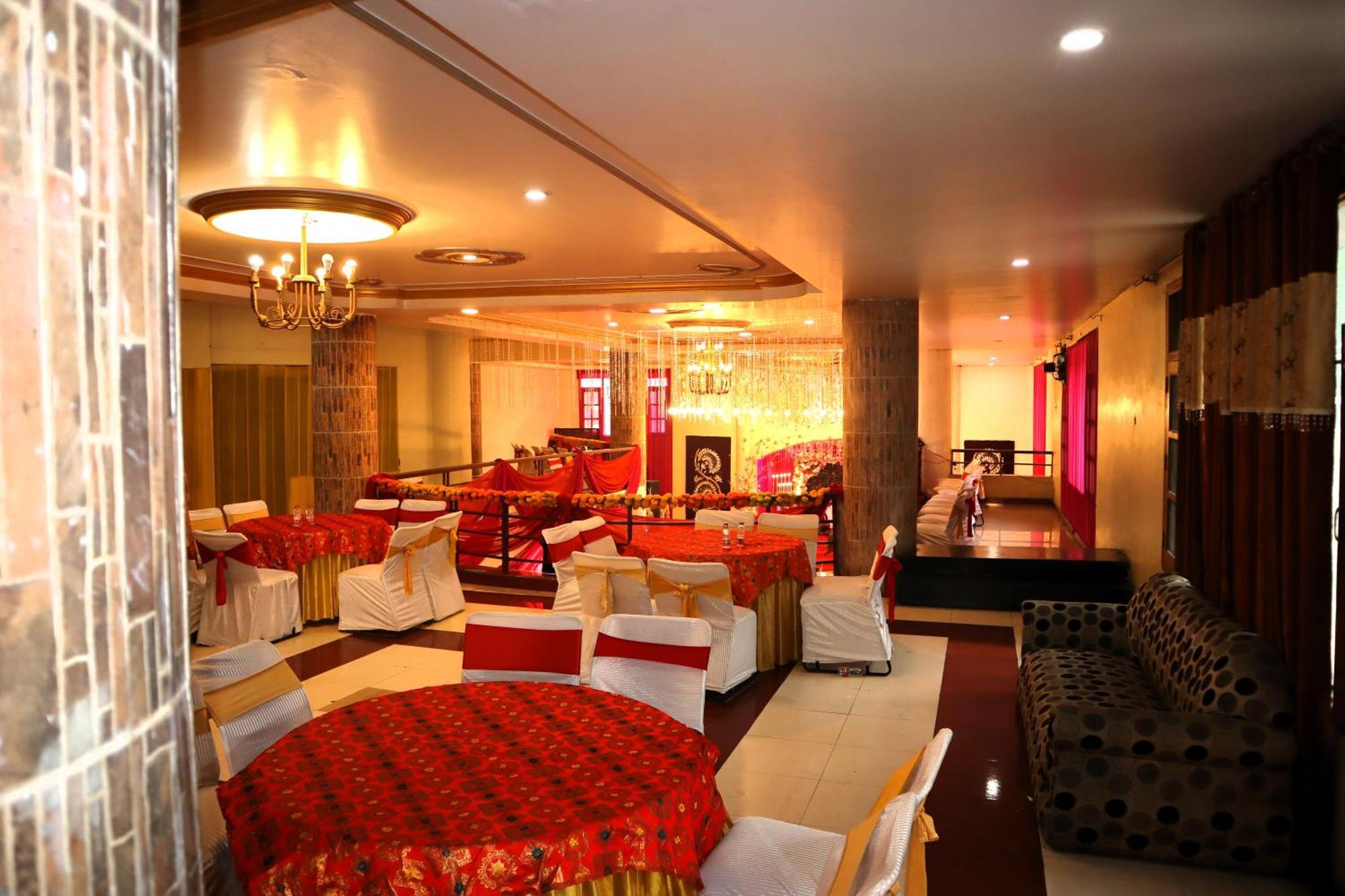 Hotel River Bank Mandi Bagian luar foto