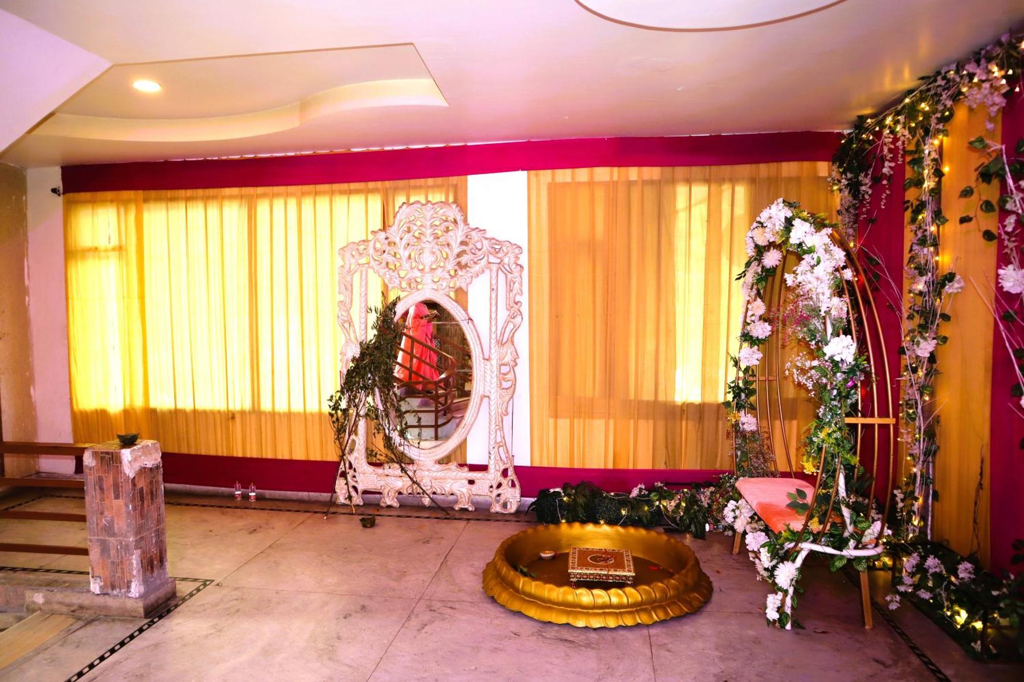 Hotel River Bank Mandi Bagian luar foto